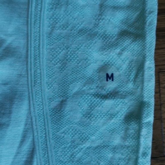 American Eagle Live Your Life Stretch Tank M  New - Picture 4 of 5